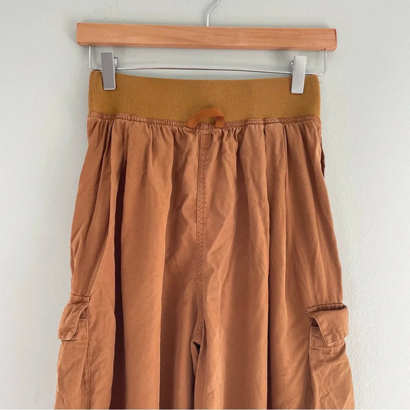 Free People Movement Vapor Pants Golden Gaze - Picture 8 of 12